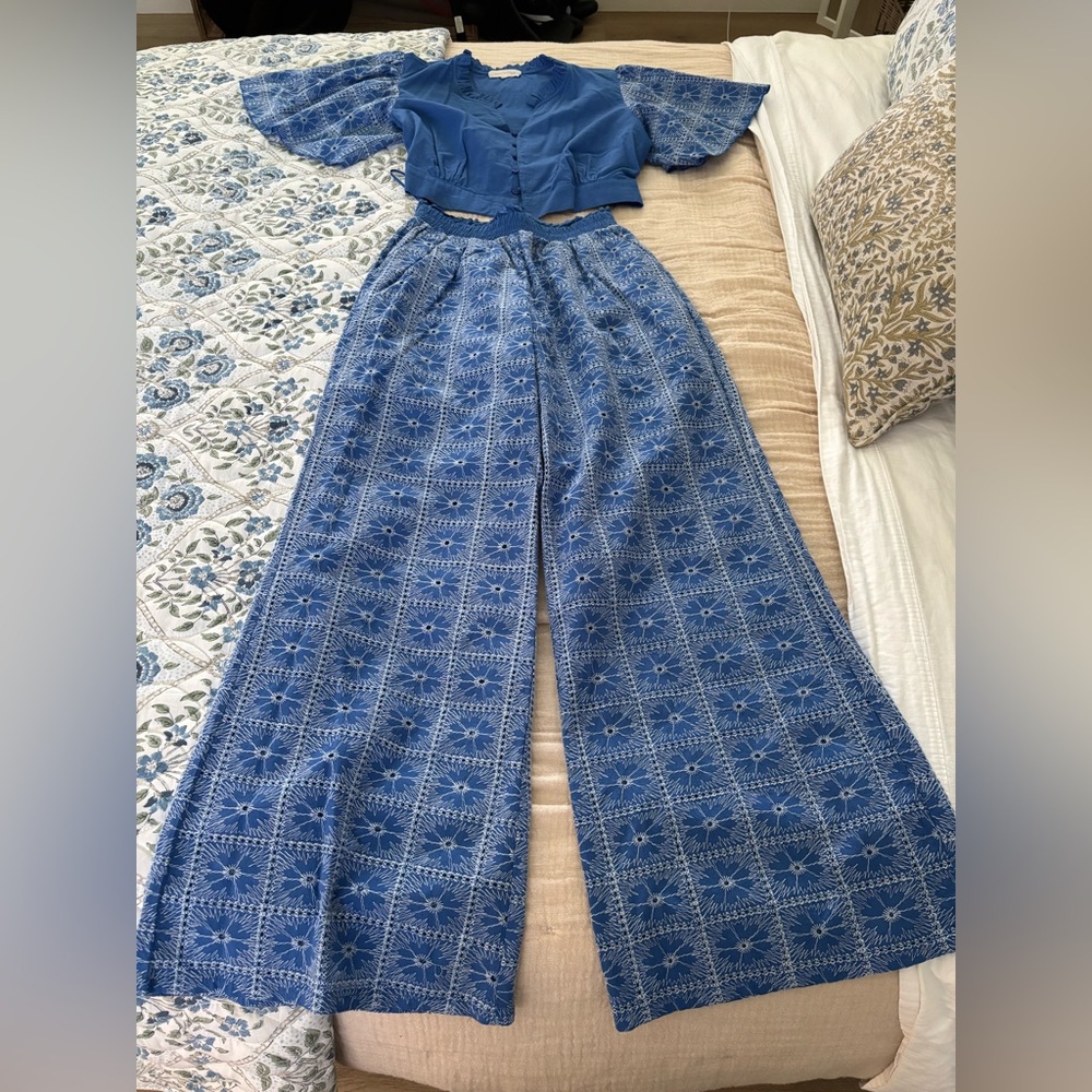 Solitaire Pant & Crop Top Set
